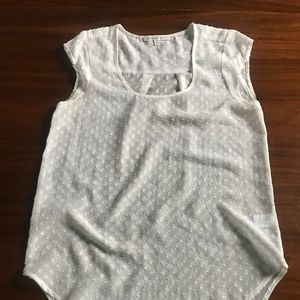Daniel Rain white sleeveless blouse